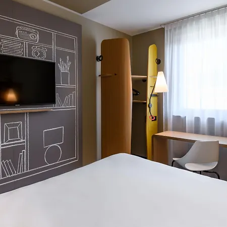 Готель Ibis Zentrum Регенсбург